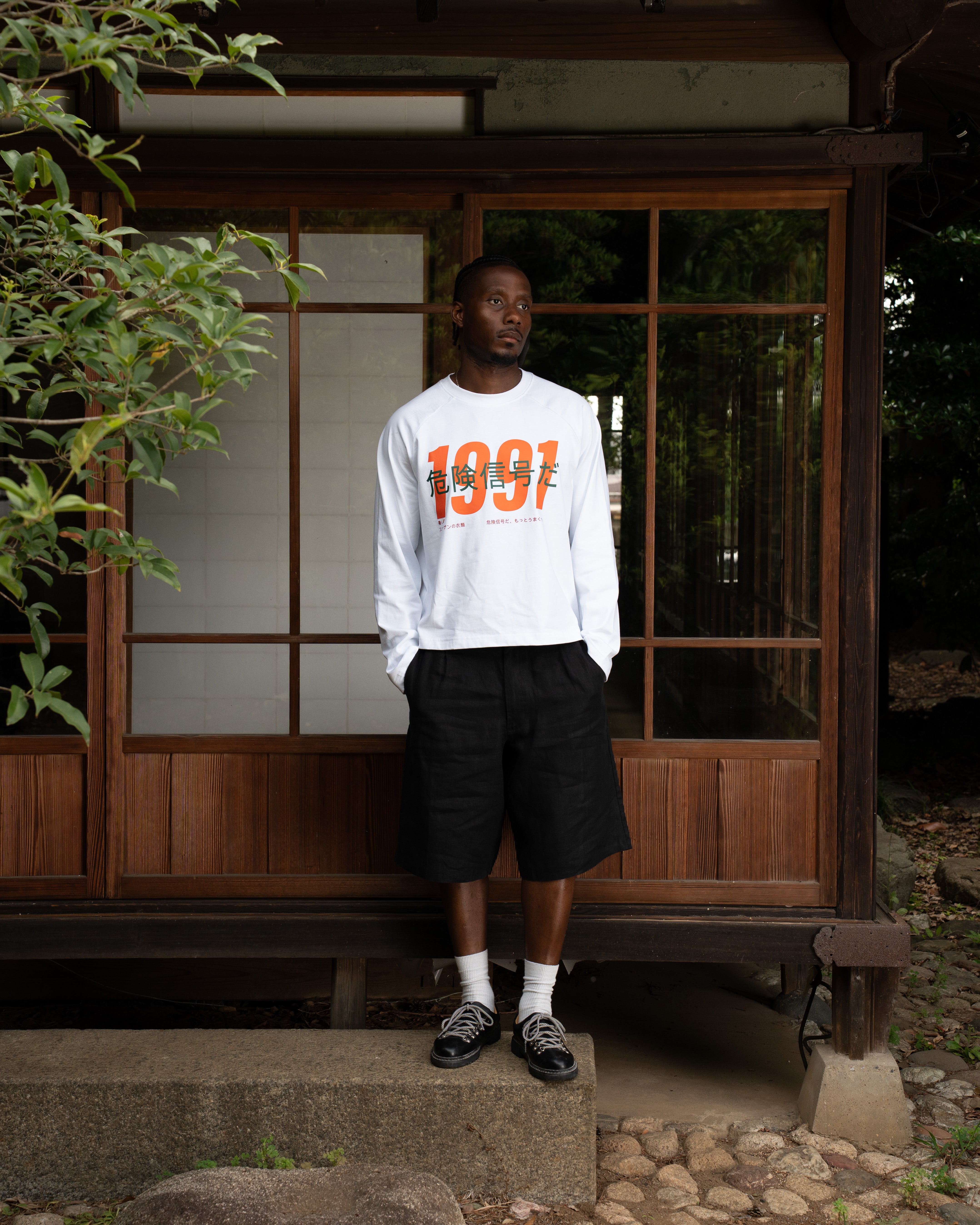Tokyo sun longsleeve White